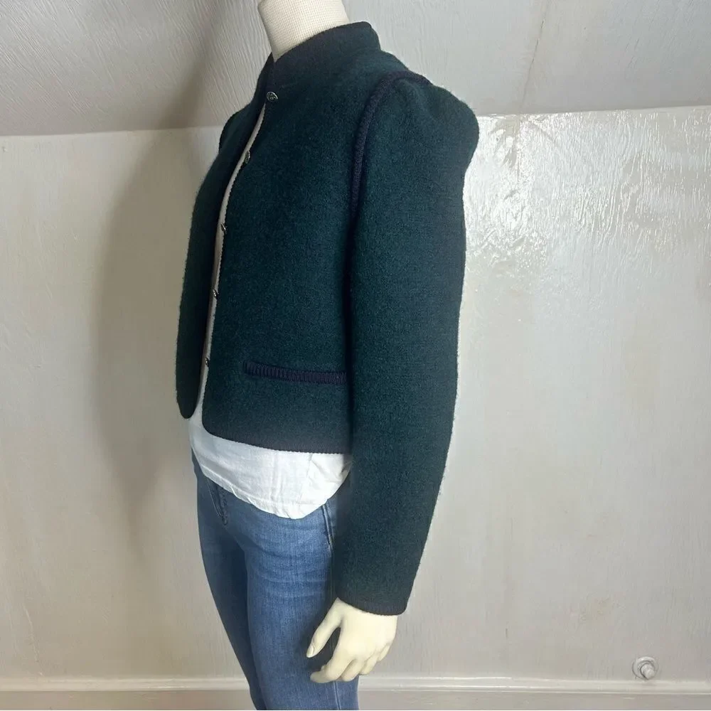 Jos A. Bank Vintage Baseball Green Crop Long Sleeves Pure Virgin Wool Jacket